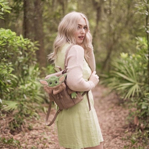 Danielle Nicole Disney X Star Wars The Child Backpack The Mandalorian in plastic - Picture 5 of 7